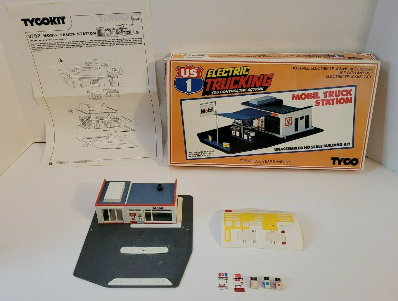 Mobil Truck Station No. 3782