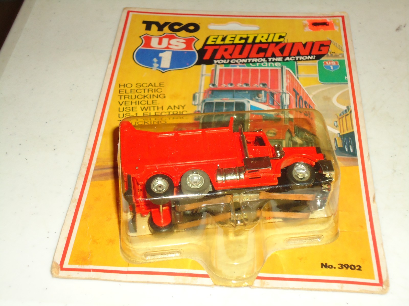 Red Dump Truck No. 3902