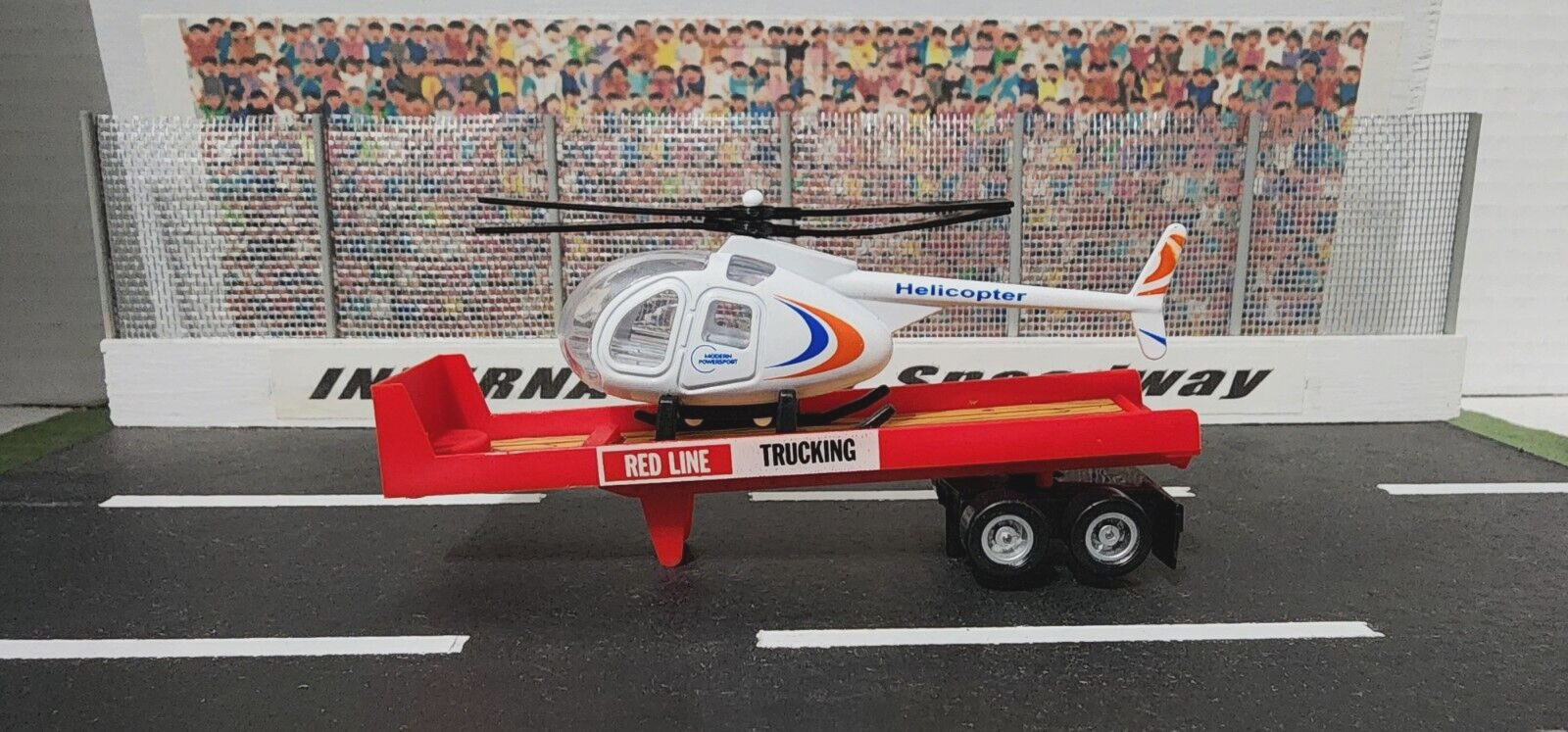 Redline Flatbed Trailer No. 3931