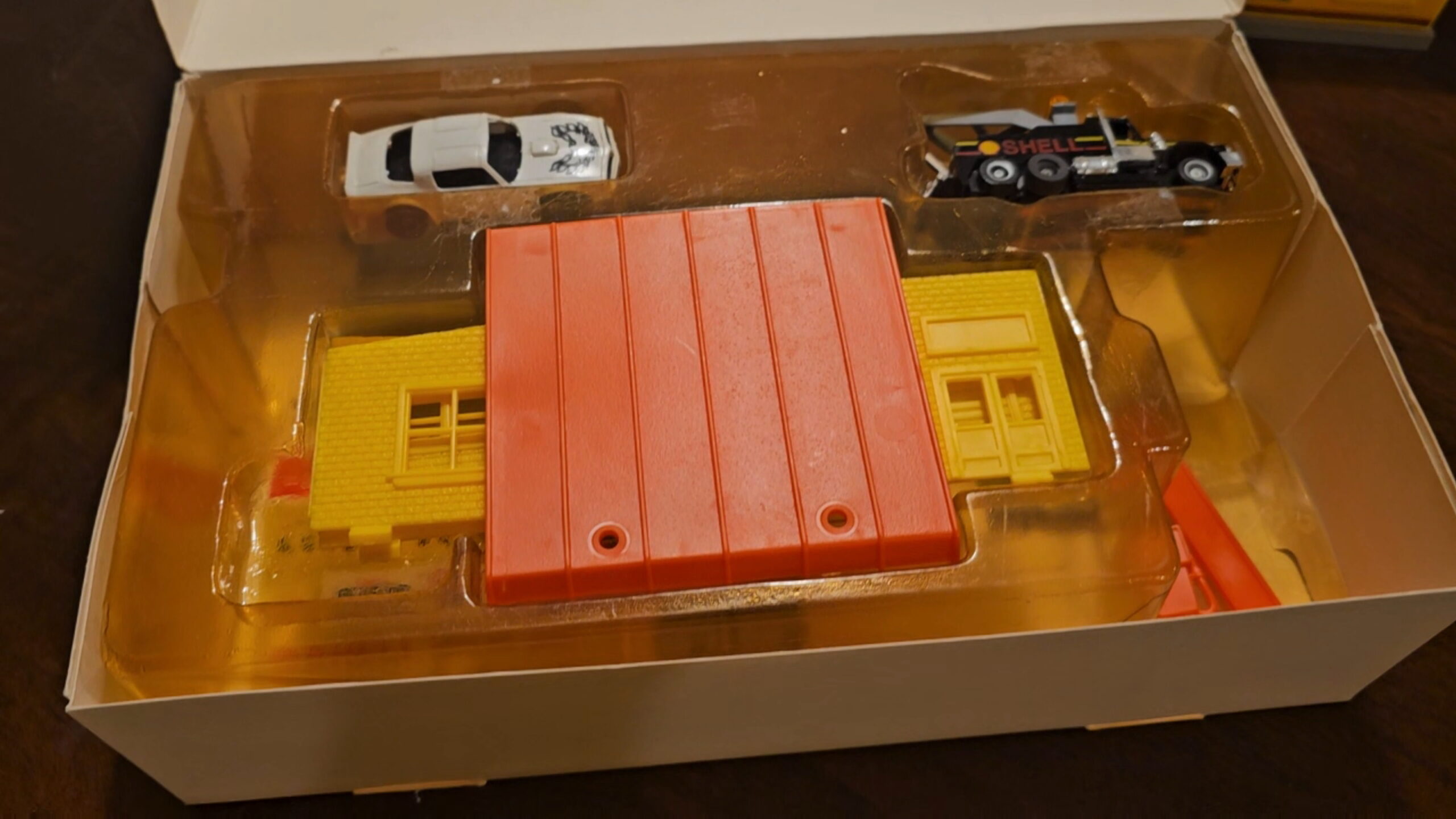 Shell Operating Garage No. 3444 - image 5