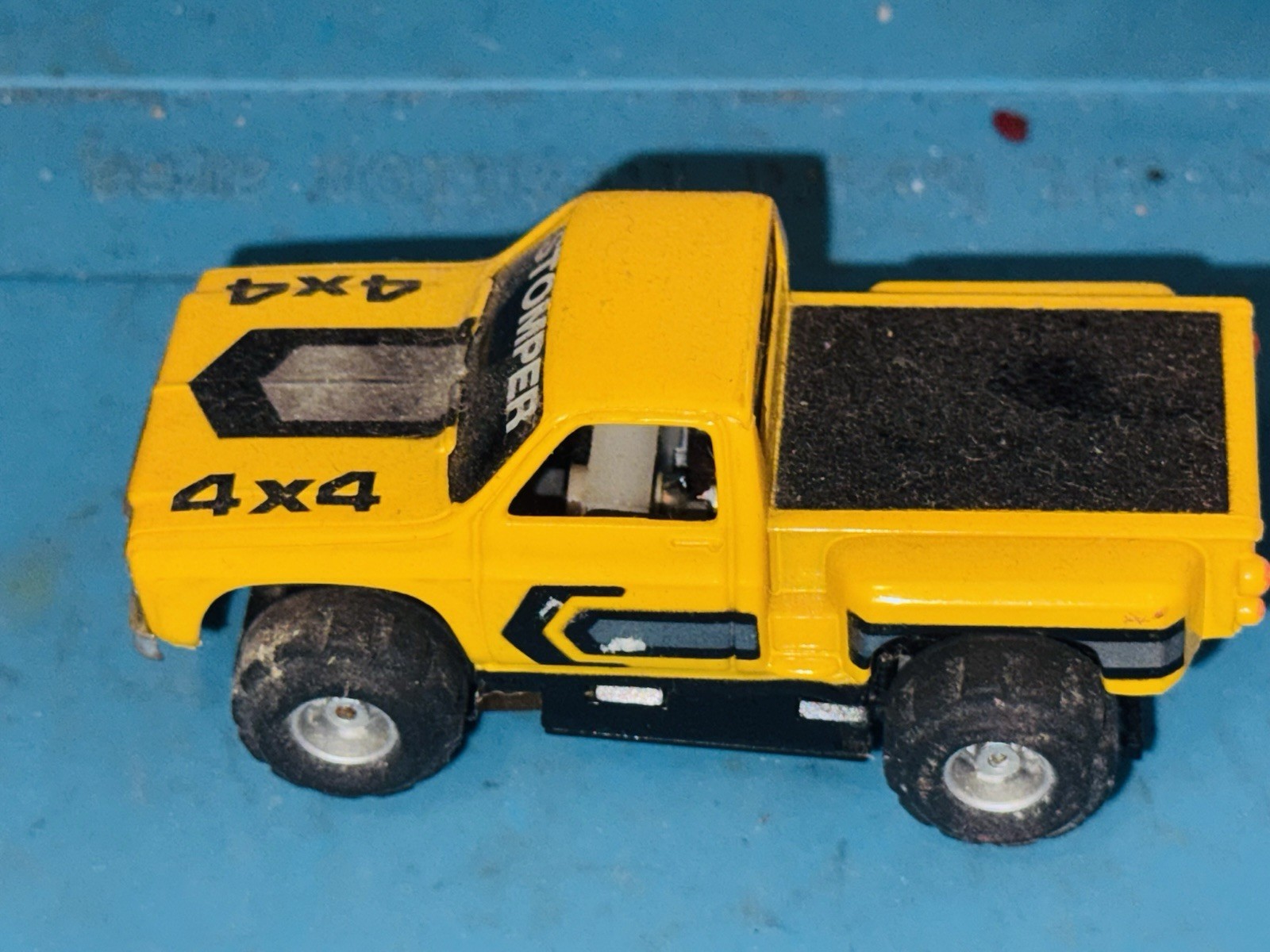 Stomper Blazer Yellow No. 3963